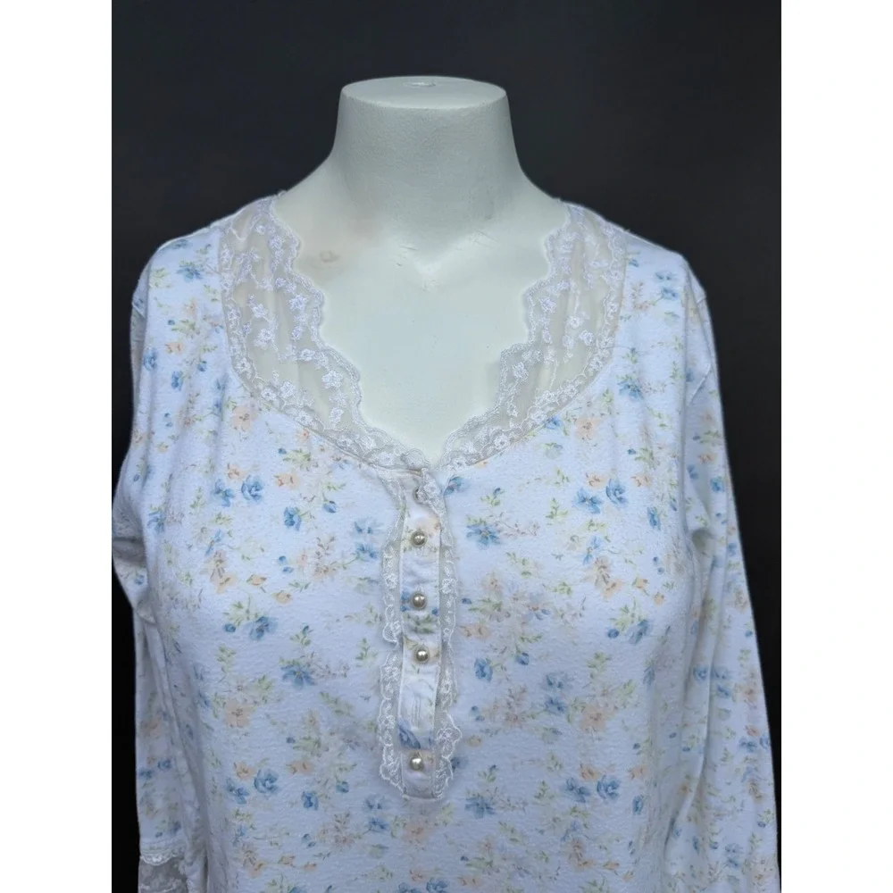 Eileen West Pajama Set Floral Lace Trim Henley Top M Cropped Pants L Sleepwear